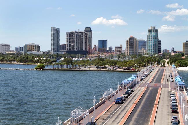 Linen Services in St Petersburg, Florida for Restaurants, Hotels, Medical, Healthcare, Spas, Massage and More